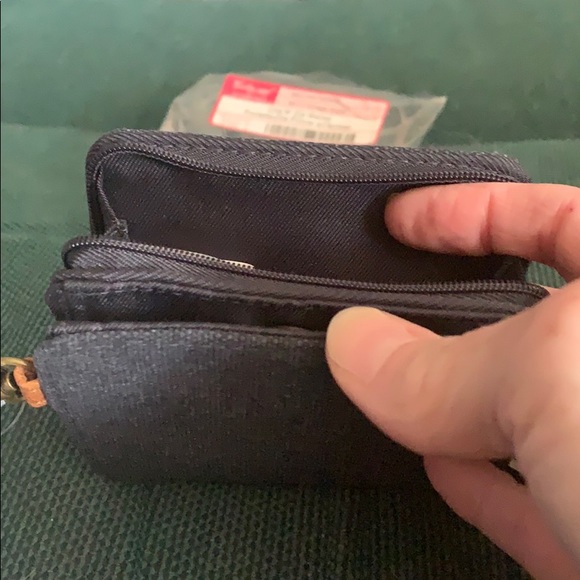 NWT THIRTY-ONE Clip-N-Zip wallet - Picture 6 of 6